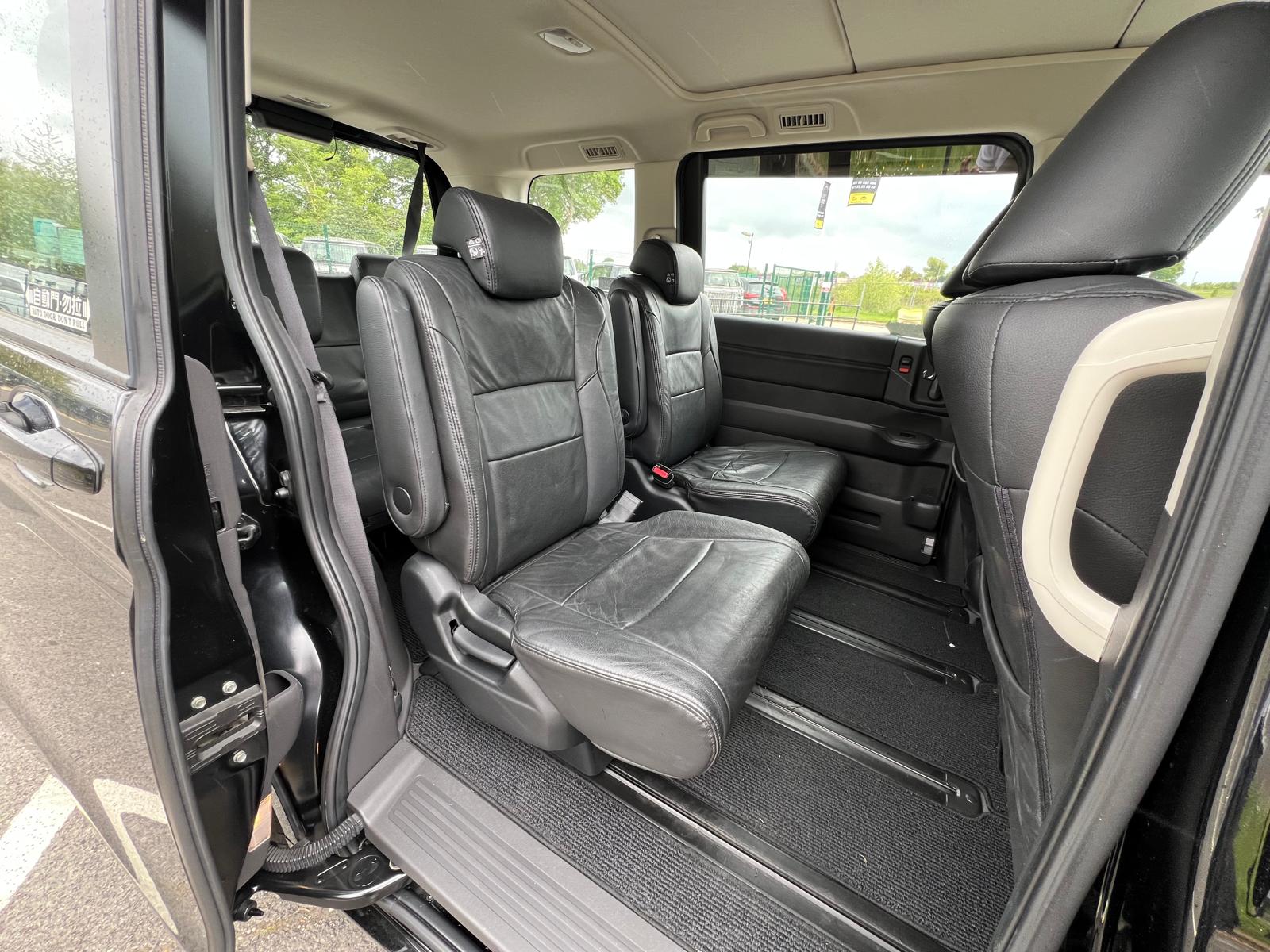 HONDA STEPWAGON 2014, SPADA, 2.0 PETROL FULLY LOADED, 7 SEATER, SUNROOF, PEARL BLACK PAINT, BLACK LEATHER INTERIOR