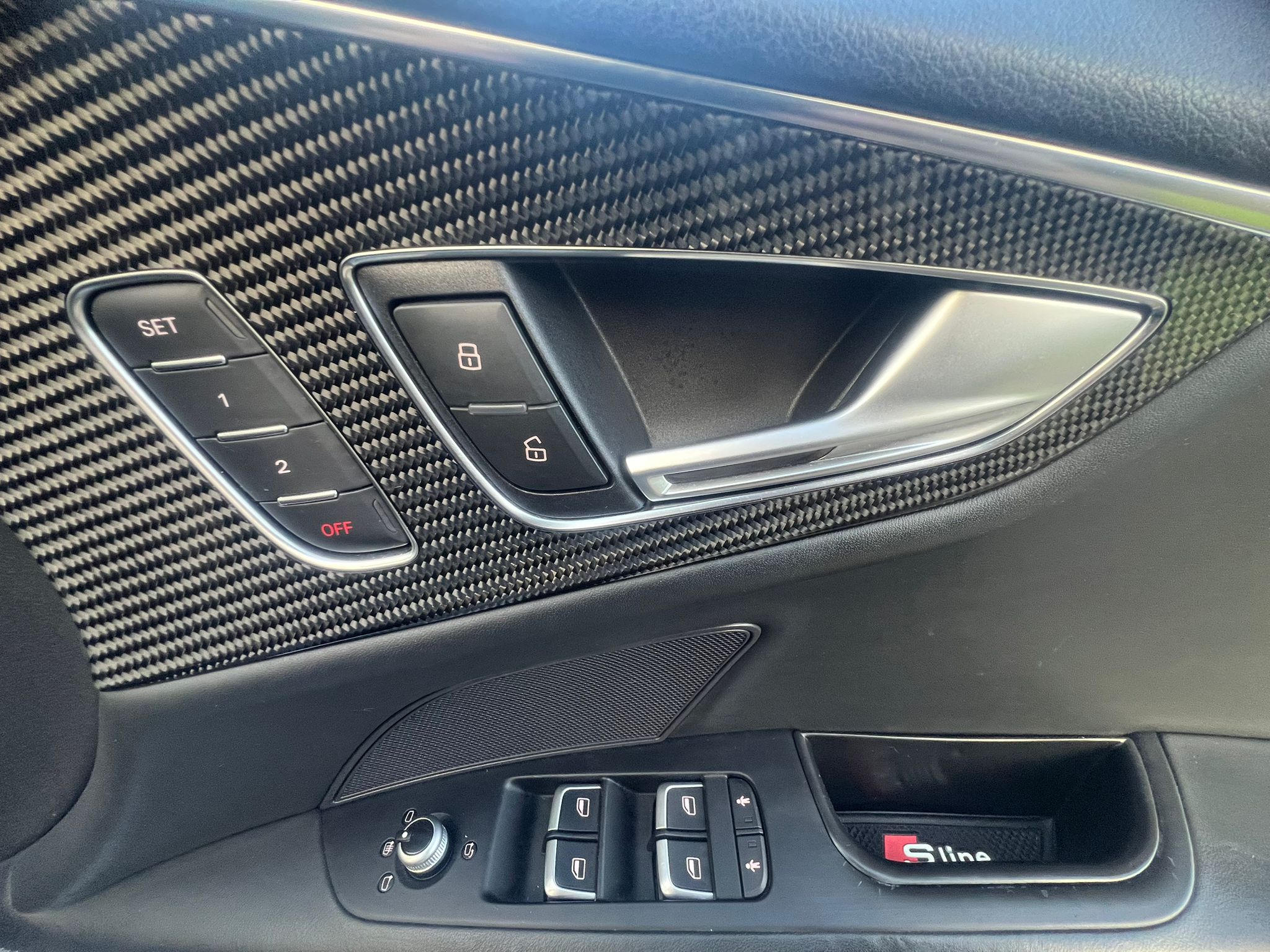 AUDI RS7 2014, 4.0 V8 PETROL FULLY LOADED, 4 SEATER, SUNROOF, DAYTONA GREY PEARL PAINT, BLACK LEATHER INTERIOR