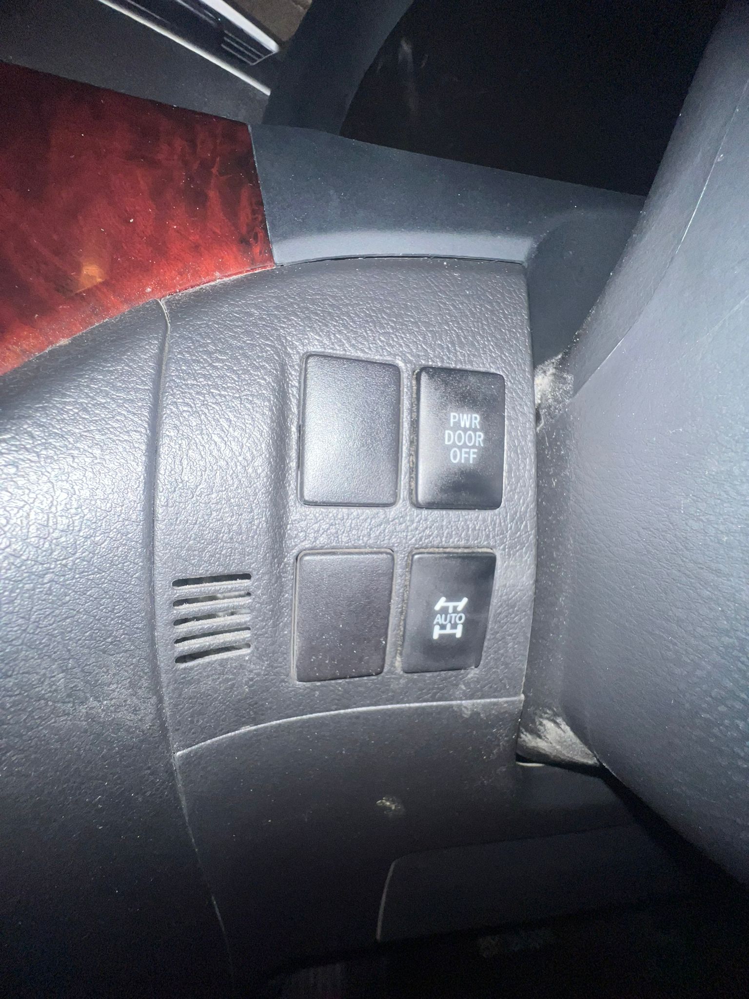 TOYOTA VELLFIRE 2012, 240Z PLATINUM SELECTION II, 2.4 PETROL FULLY LOADED, 7 SEATER, SILVER METALLIC PAINT, BLACK CLOTH INTERIOR